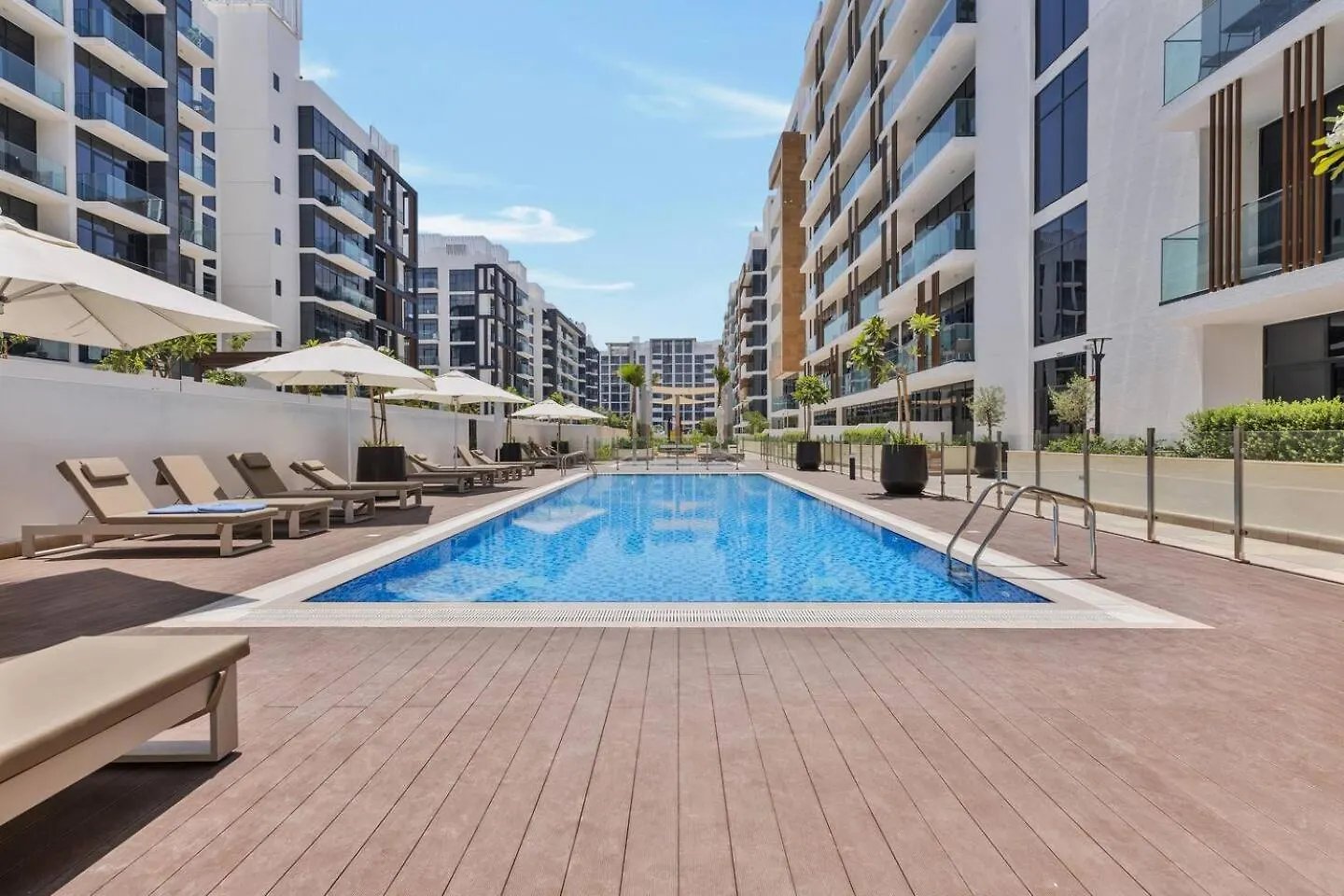Burj Khalifa View - Pool, Gym - 10 Min To Downtown Appartement Dubai